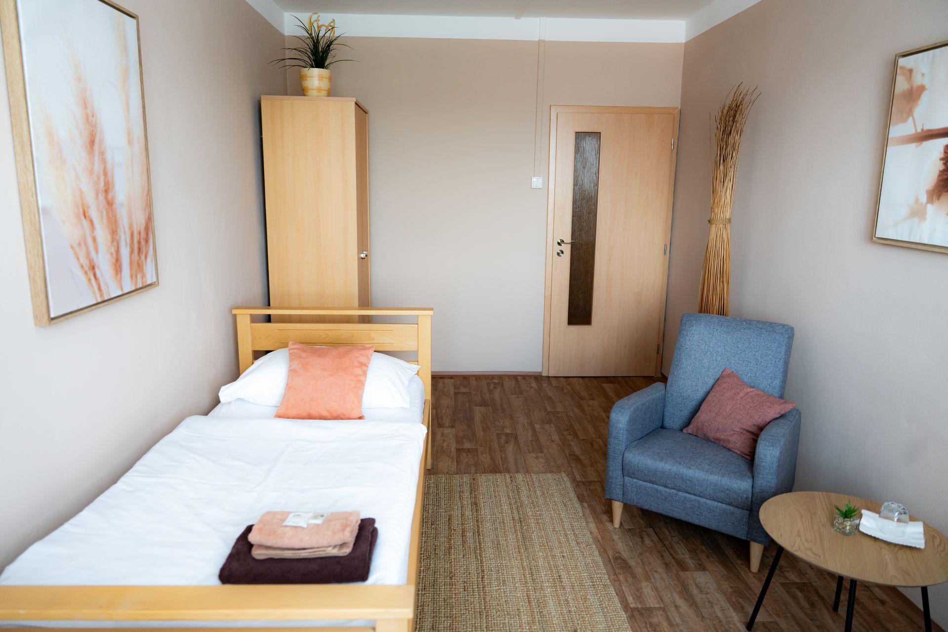 rear view of single room